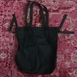 Lululemon Black Nylon Gym Bag - LIKE NEW